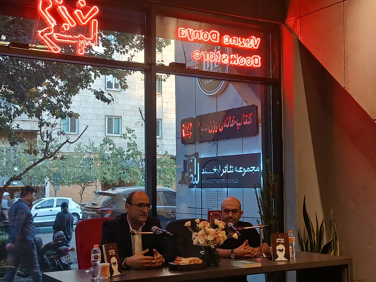 سهند ایرانمهر: بخشی از جامعه ایران به اهمیت رُمان پی نبردهاند