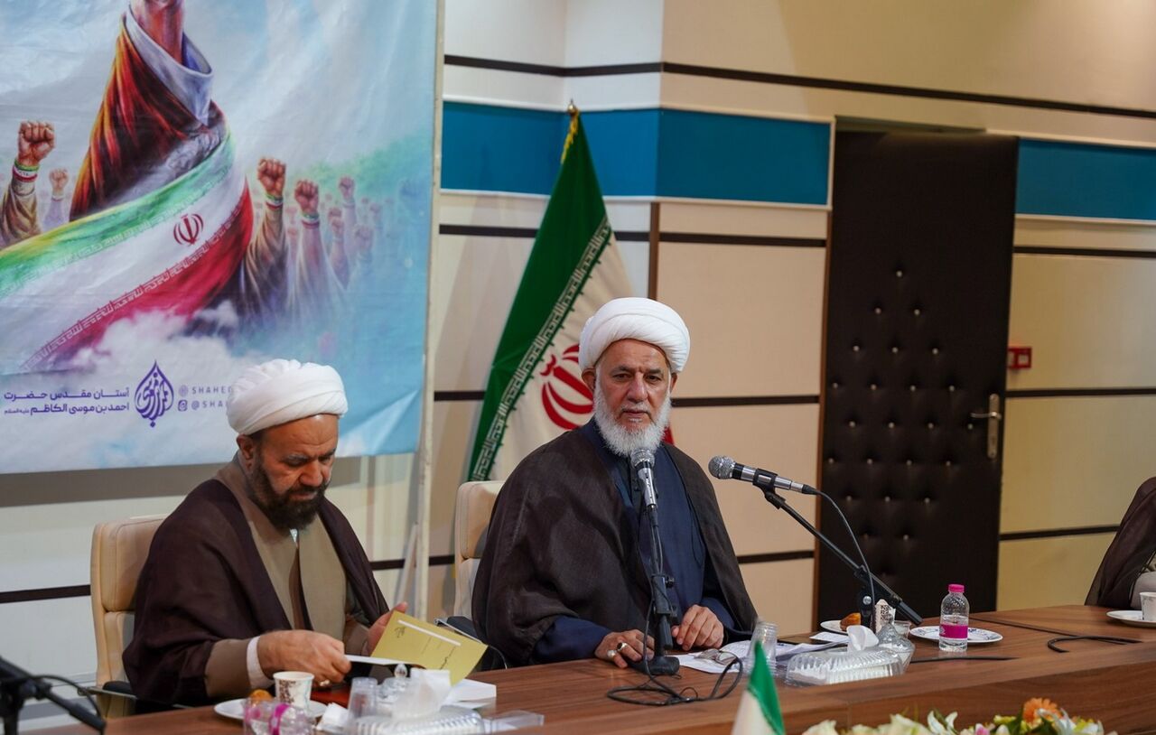 امام جمعه موقت اهواز: در نبرد تمدنی امروز، راوی یاس نباشیم