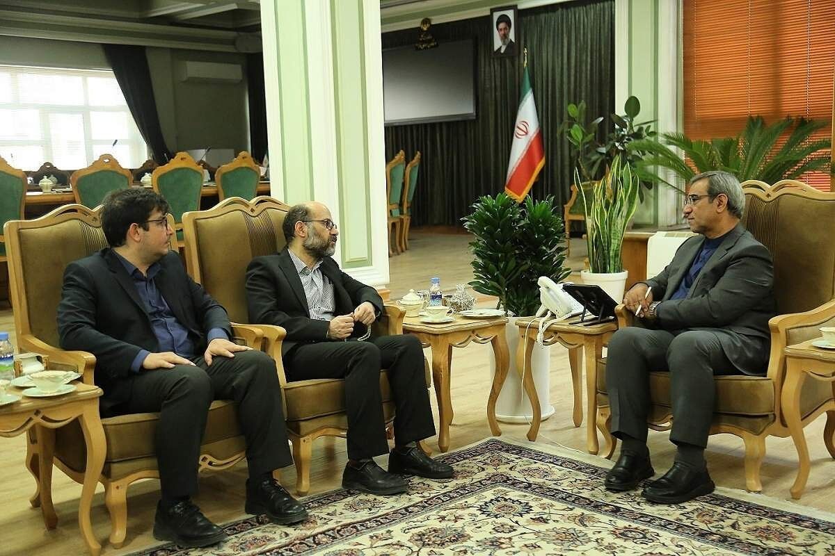 بستر لازم برای تبدیل خراسان رضوی به مرکز نسخ خطی جهان اسلام فراهم است