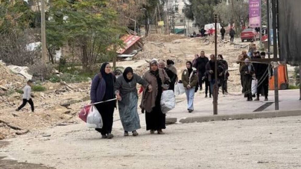 خبرنگار الجزیره: نیروهای اشغالگر اسرائیلی به چندین منطقه در اطراف کوه صبیح در شهر بیتا، جنوب نابلس در کرانه باختری یورش بردند 📡