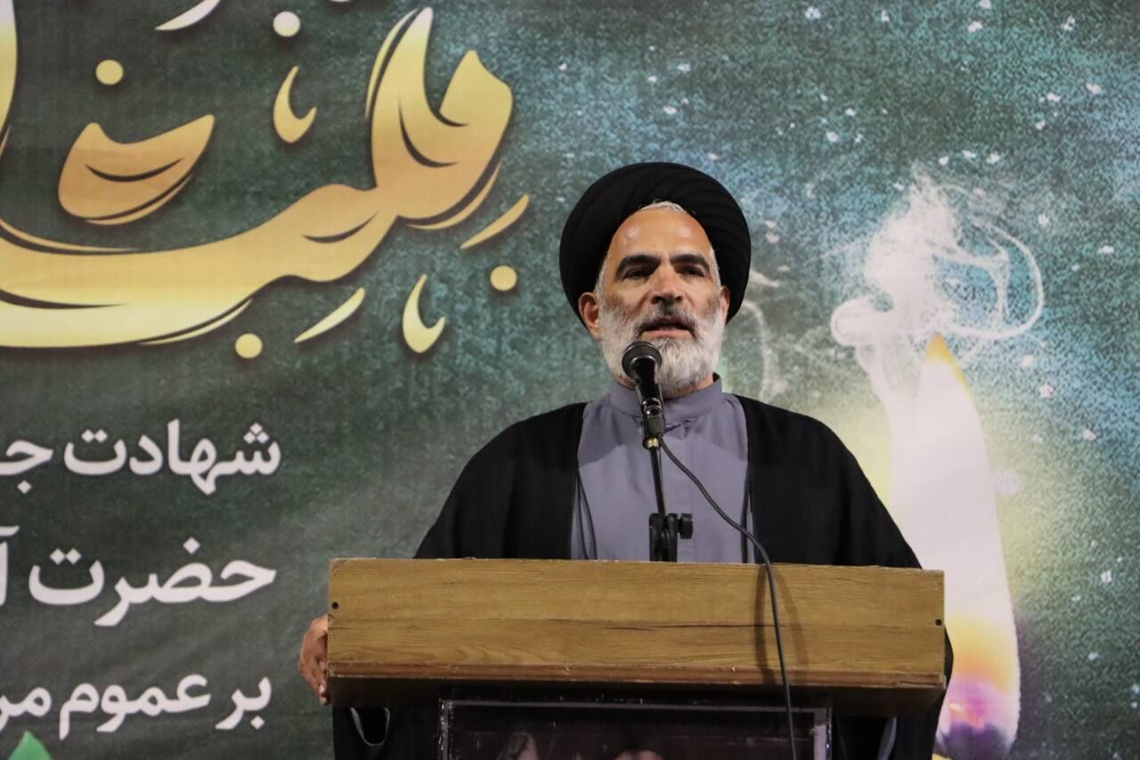 امام جمعه سلماس: مکتب انقلاب با شهادت رهبران خود متوقف نمی‌شود