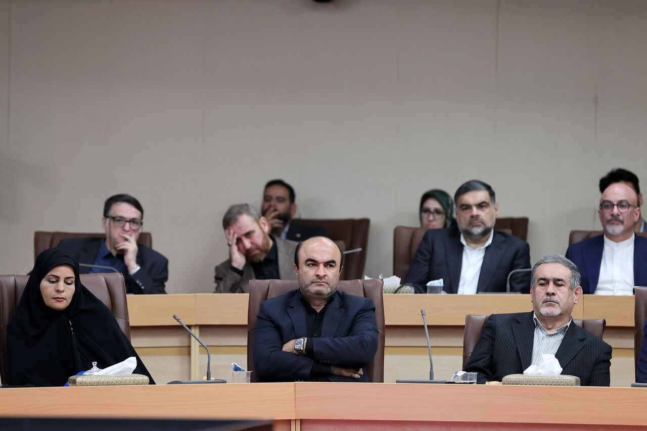 برخی آگاهانه شرایط کشور را نادیده میگیرند/ مخالفت با مذاکره بدون آگاهی