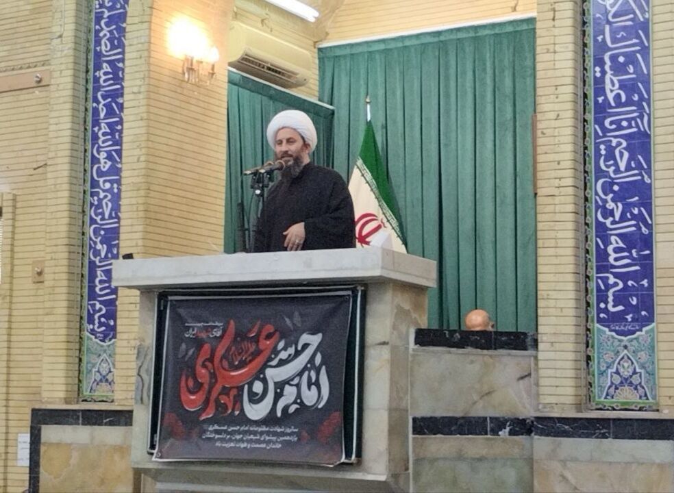 امام جمعه خوی: وحدت و مقاومت، رمز اقتدار و امنیت کشور است