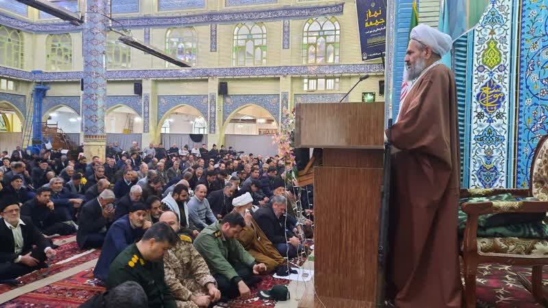امام جمعه مراغه: لحظهای غفلت از توطئههای دشمن منجر به شکست است