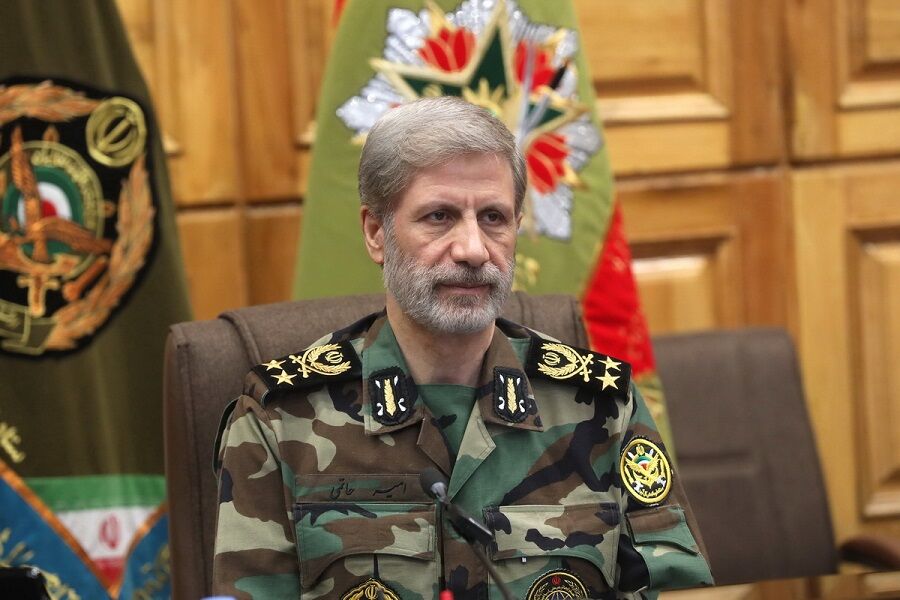 سرلشکر حاتمی: توان دفاعی ایران معادلات دشمنان را تغییر داد