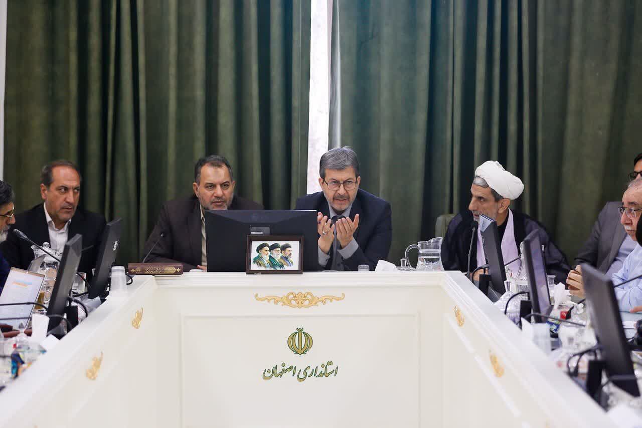 استاندار اصفهان: اجازه نمیدهیم دشمن هویت فرهنگی و دینی اصفهان را هدف قرار دهد