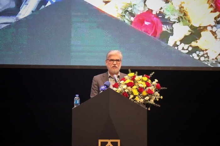 وزیر علوم: هیچ عاملی نباید باعث «خودتحریمی علمی» شود