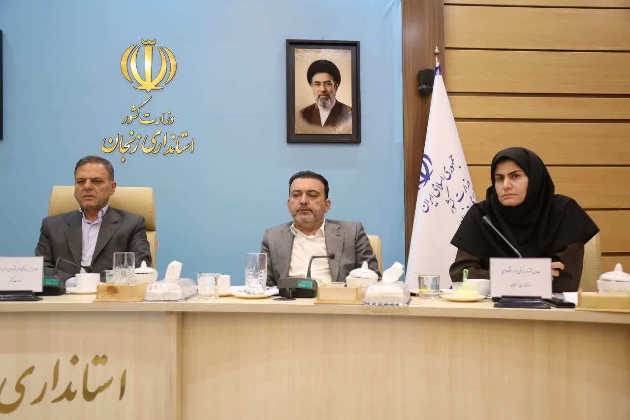 معاون وزیر کشور: ایران با مدیریت دولت از شرایط سخت عبور کرد