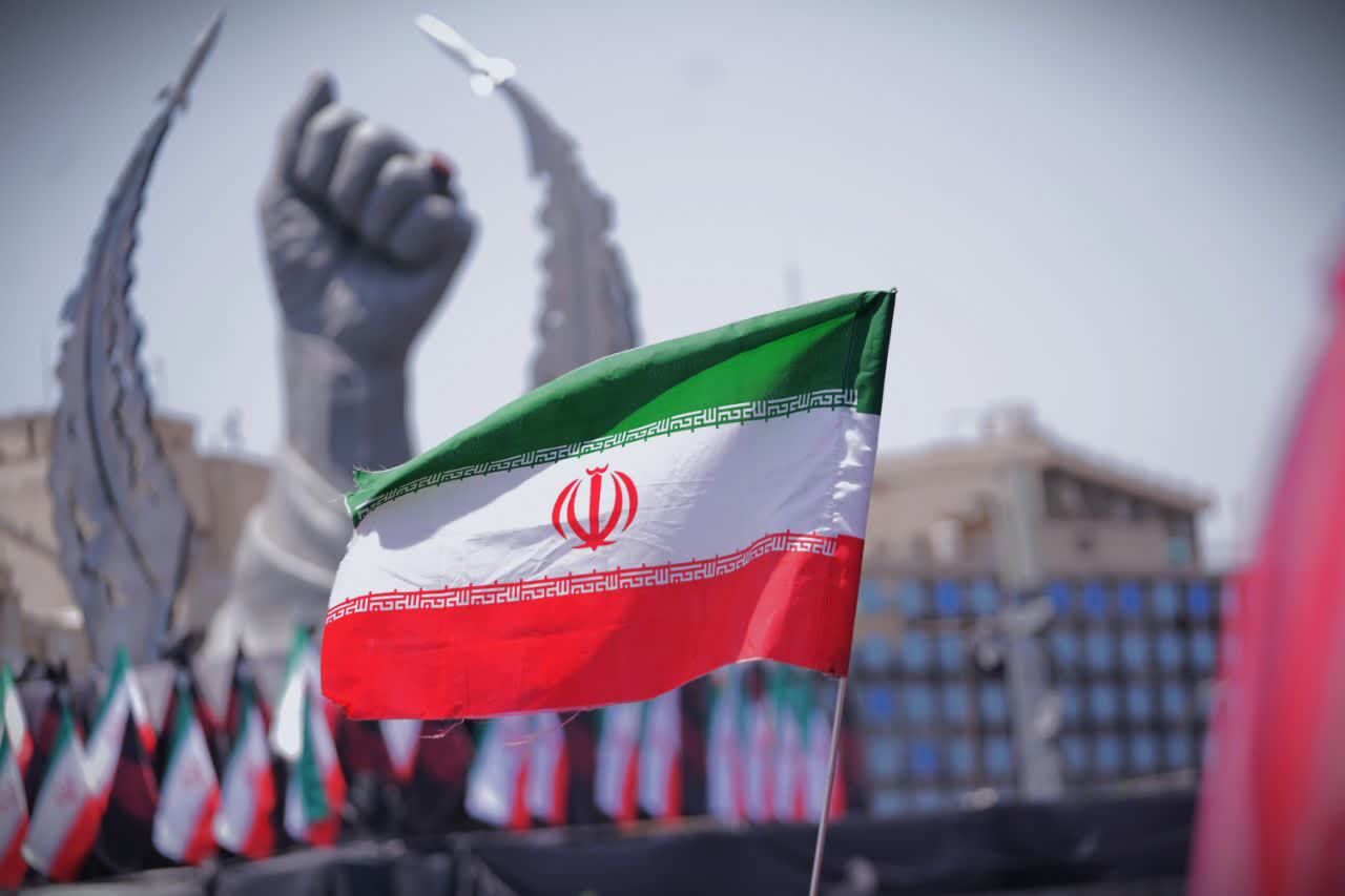 فیلم ا ابرقدرتی به نام ایران