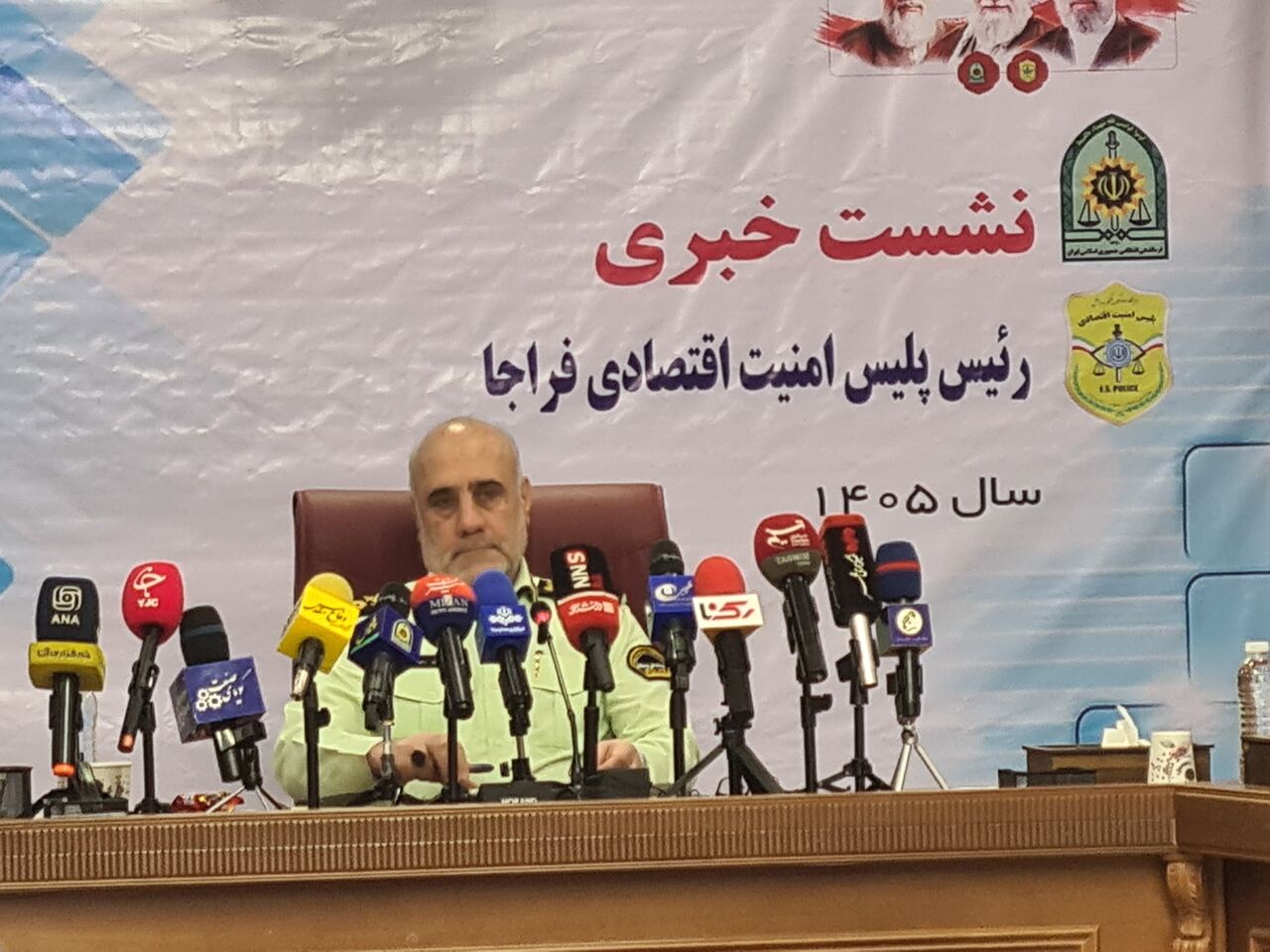 کشف ۹۹۷ دستگاه ماهواره استارلینک /جلوگیری از قاچاق بیش از ۴۷ میلیون قلم انواع دارو