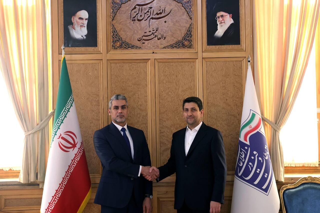 وزیر ارتباطات عراق برای حضور در الکامپ به تهران می‌آید