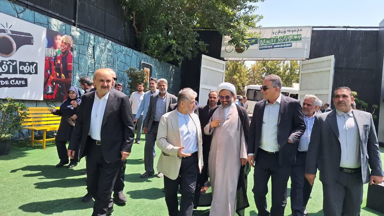 حرکت دانشگاه آزاد به سمت کیفی گرایی و درآمدهای غیرشهریه ای