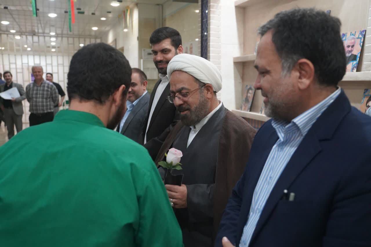 ۵۵ مددجوی زندان مرکزی قم با ارفاقات قانونی آزاد شدند