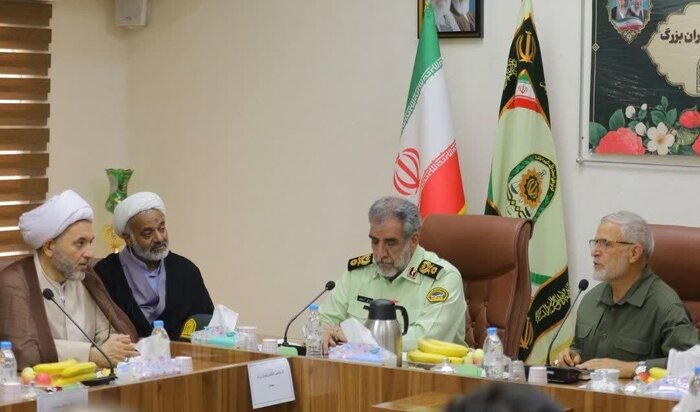 تاکید فرماندهان انتظامی و سپاه بر همافزایی در امنیت پایدار و مدیریت ابررویدادهای ملی