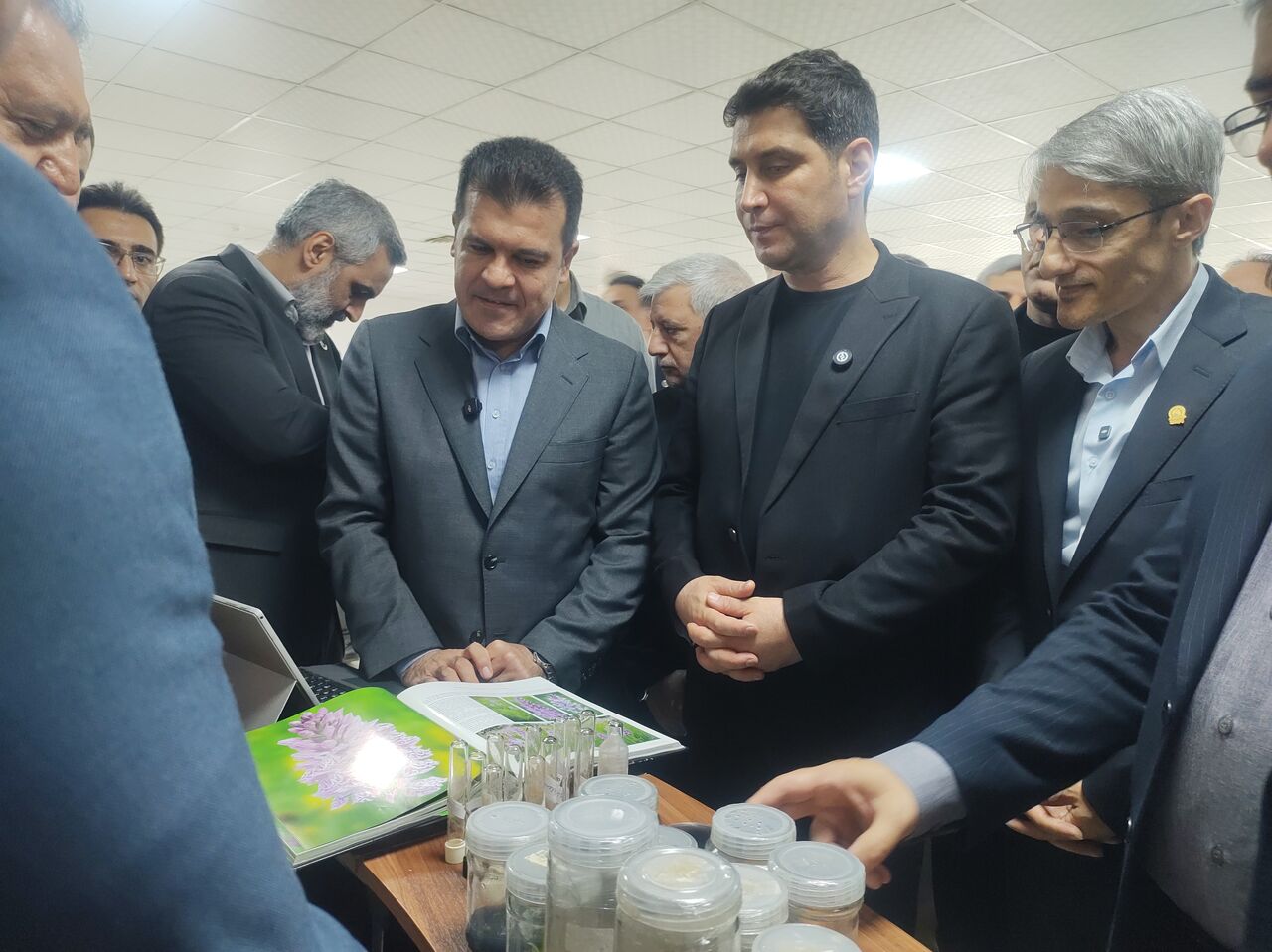 نمایش دستاوردهای ۲۵ شرکت دانش‌بنیان و فناور کردستان در سفر معاون رئیس‌جمهور