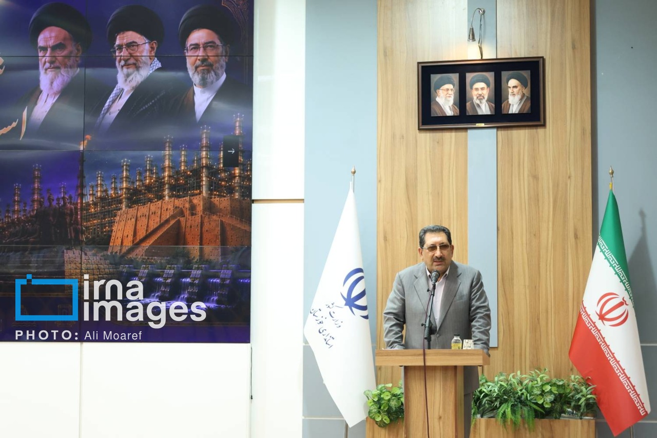 وزیر صمت: یکهزار و ۳۲۰ کارخانه کشور در جنگ آسیب دیدند