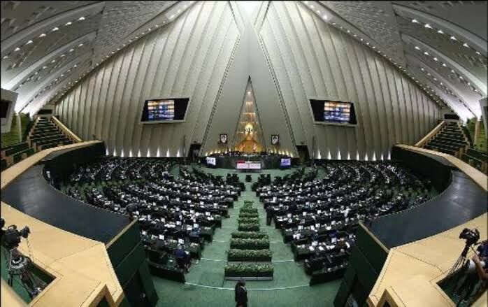 ادعای جعلی ترامپ درباره قالیباف؛ بیانیه مجلس در واکنش به دروغپردازی