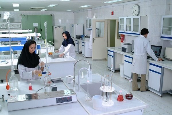 زنگ خطر بحران نقدینگی آزمایشگاههای تهران؛ مطالبات بیمهای پرداخت نمیشود