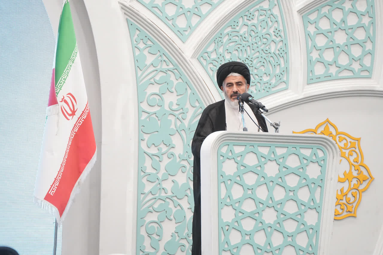 نماینده ولی فقیه در آذربایجان غربی: مردم محور اصلی تحقق تمدن اسلامی هستند