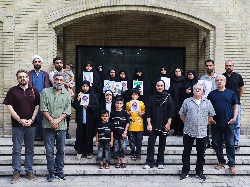 آغاز فیلمنامهنویسی درباره شهدای میناب/ پژمان بازغی گرداننده «راه تاز» شد