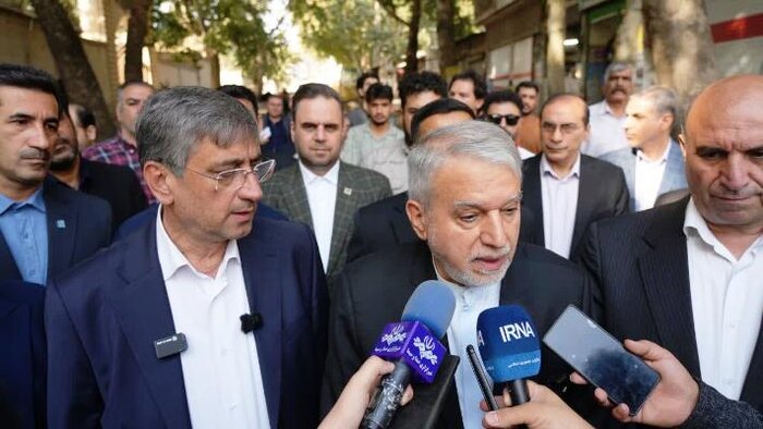 بازدید وزیر از طرح گردشگری پیرامون قلعه فلکالافلاک خرمآباد 1 بازدید وزیر میراث فرهنگی از طرح گردشگری پیرامون قلعه فلکالافلاک خرمآباد