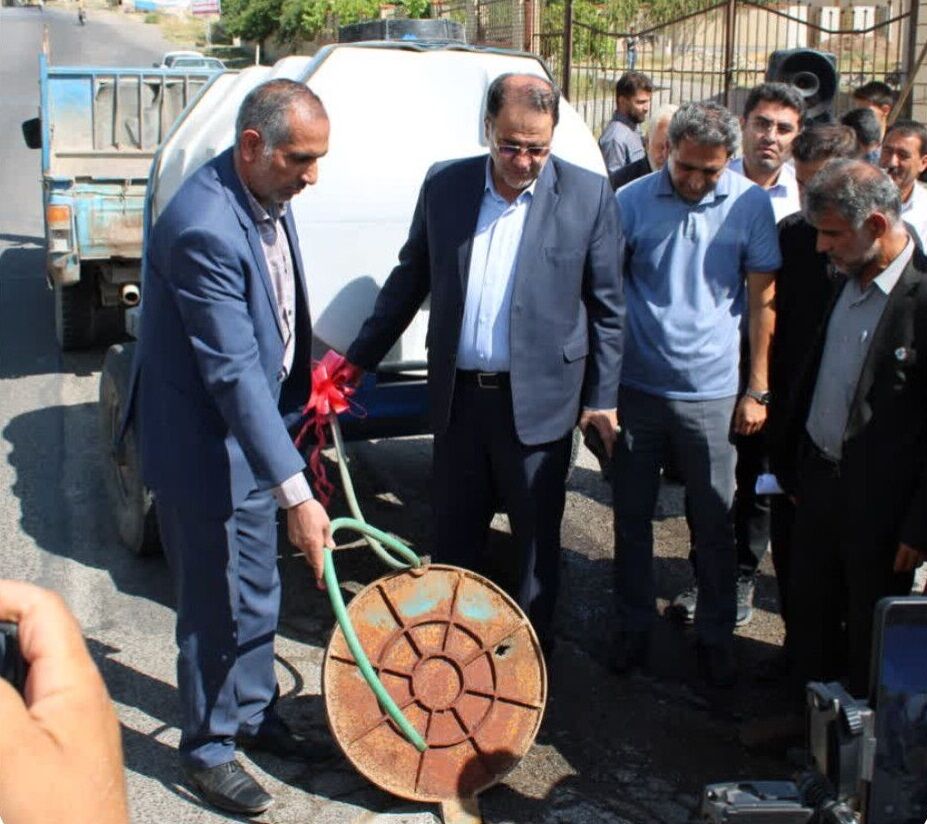 افتتاح و کلنگ زنی هفت طرح آبرسانی در مراغه