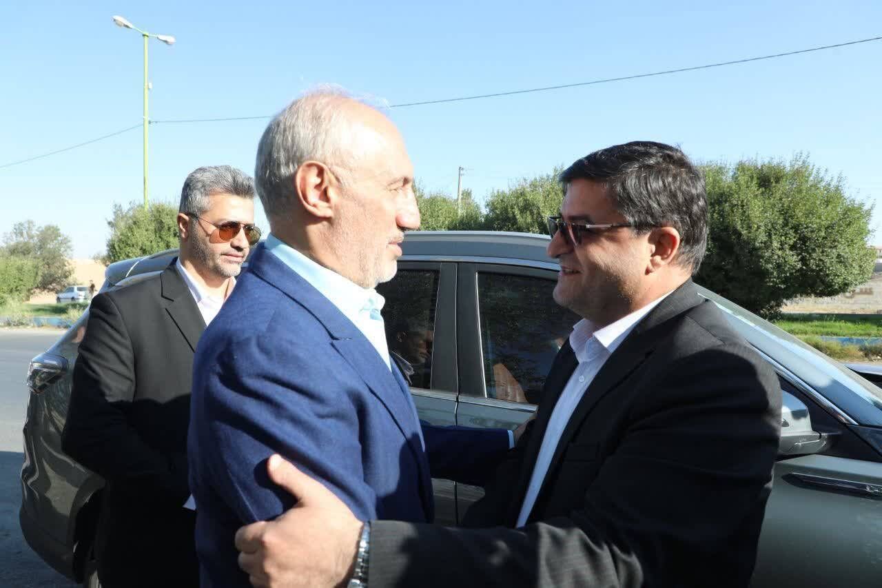 برنامههای کاری رییس سازمان برنامه و بودجه به چهارمحال و بختیاری آغاز شد