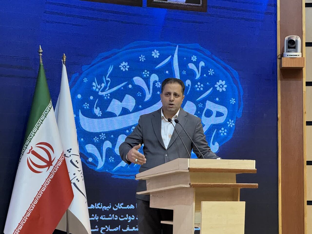 معاون استاندار همدان: قرارگاه نظارت بر بازار به الگویی موفق در کشور تبدیل میشود