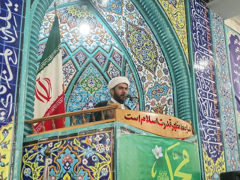 امام جمعه میناب: حضور مردم در صحنه تمام محاسبات دشمنان برهم زد
