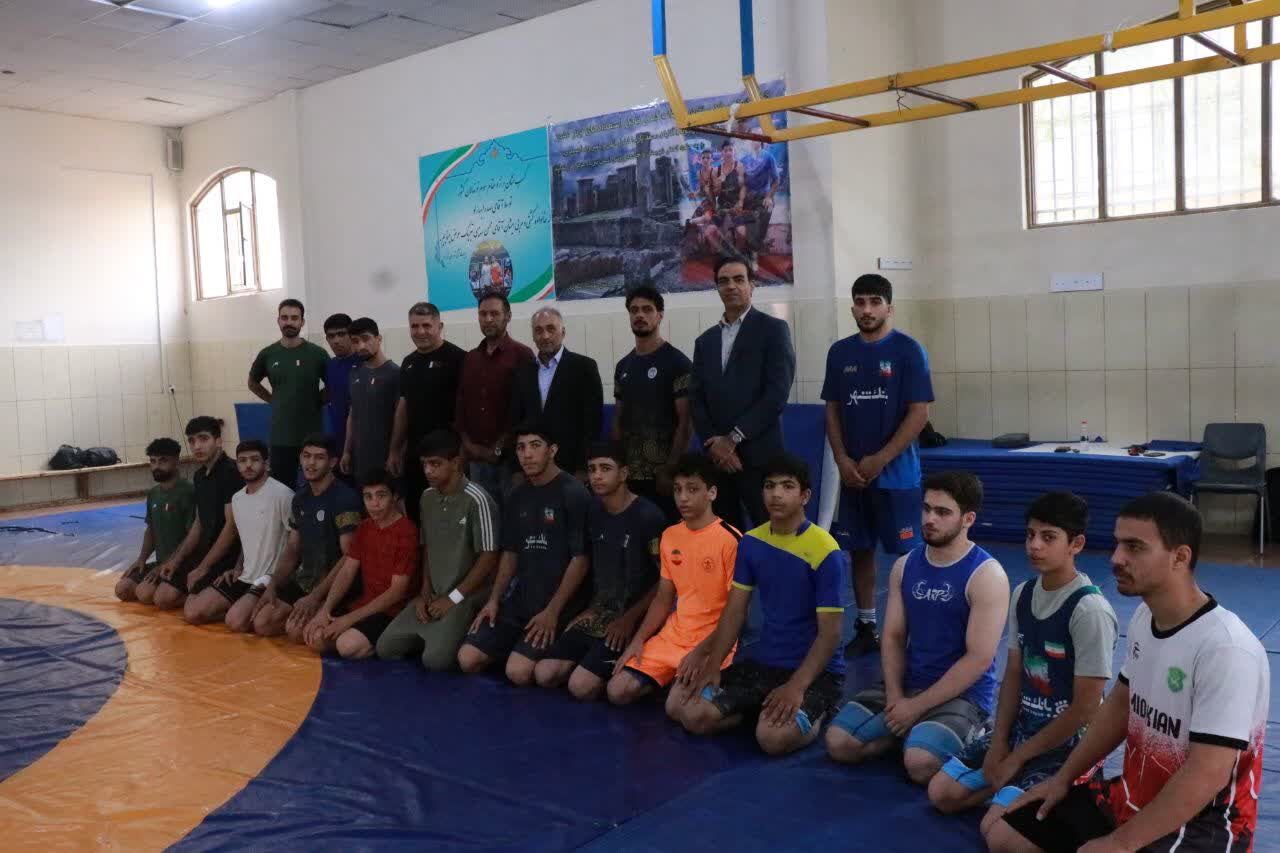 سومین اردوی مشترک تیم ملی کُشتی قطر و کشتی‌گیران چهارمحال و بختیاری آغاز شد