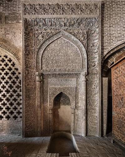 معماری، تجارت و علم: سهگانه همگرایی شیعه و سنی در تاریخ اصفهان