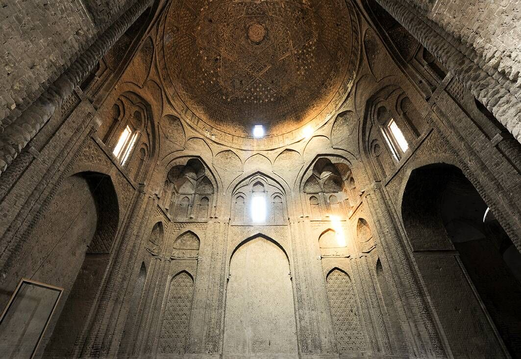 معماری، تجارت و علم: سهگانه همگرایی شیعه و سنی در تاریخ اصفهان