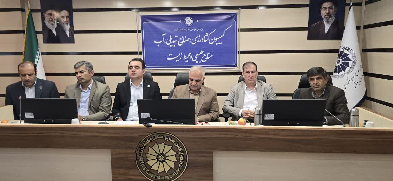 معاون وزیر کشاورزی: در جنگ تحمیلی اخیر کمبودی در تامین کالاهای اساسی وجود نداشت