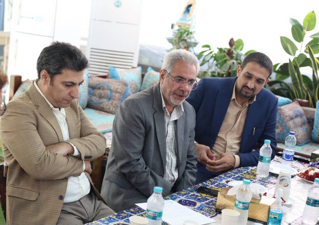 توسعه بدون پیوست فرهنگی و اجتماعی به نتیجه نمی‌رسد