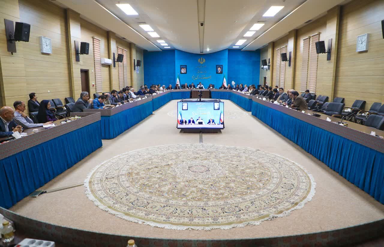 استاندار یزد: با مدیرانی که در جذب اعتبارات کوتاهی کنند برخورد می‌شود