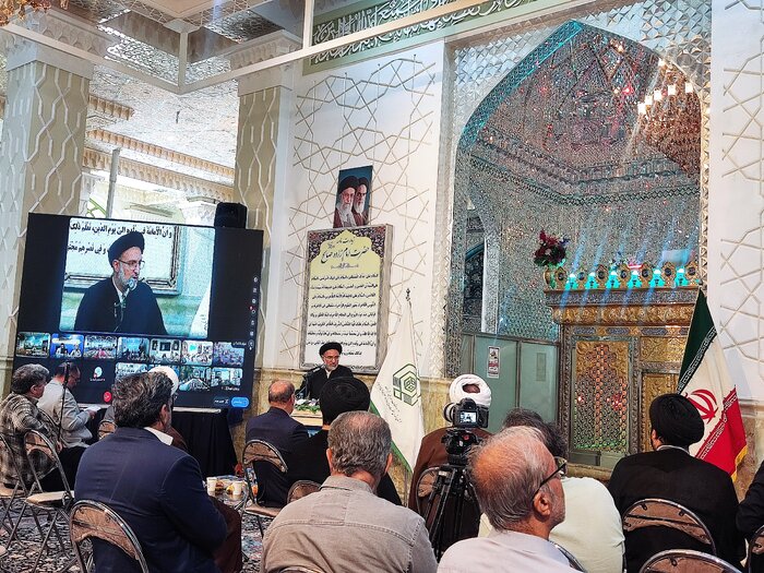 دشمن بهدنبال گروگانگیری در چهارراه اقتصادی است / «سفره اهلبیت» خط قرمز ماست