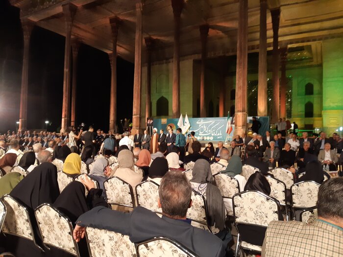 تجلیل از نام آوران اصفهان در رویداد هفت بحر هنر