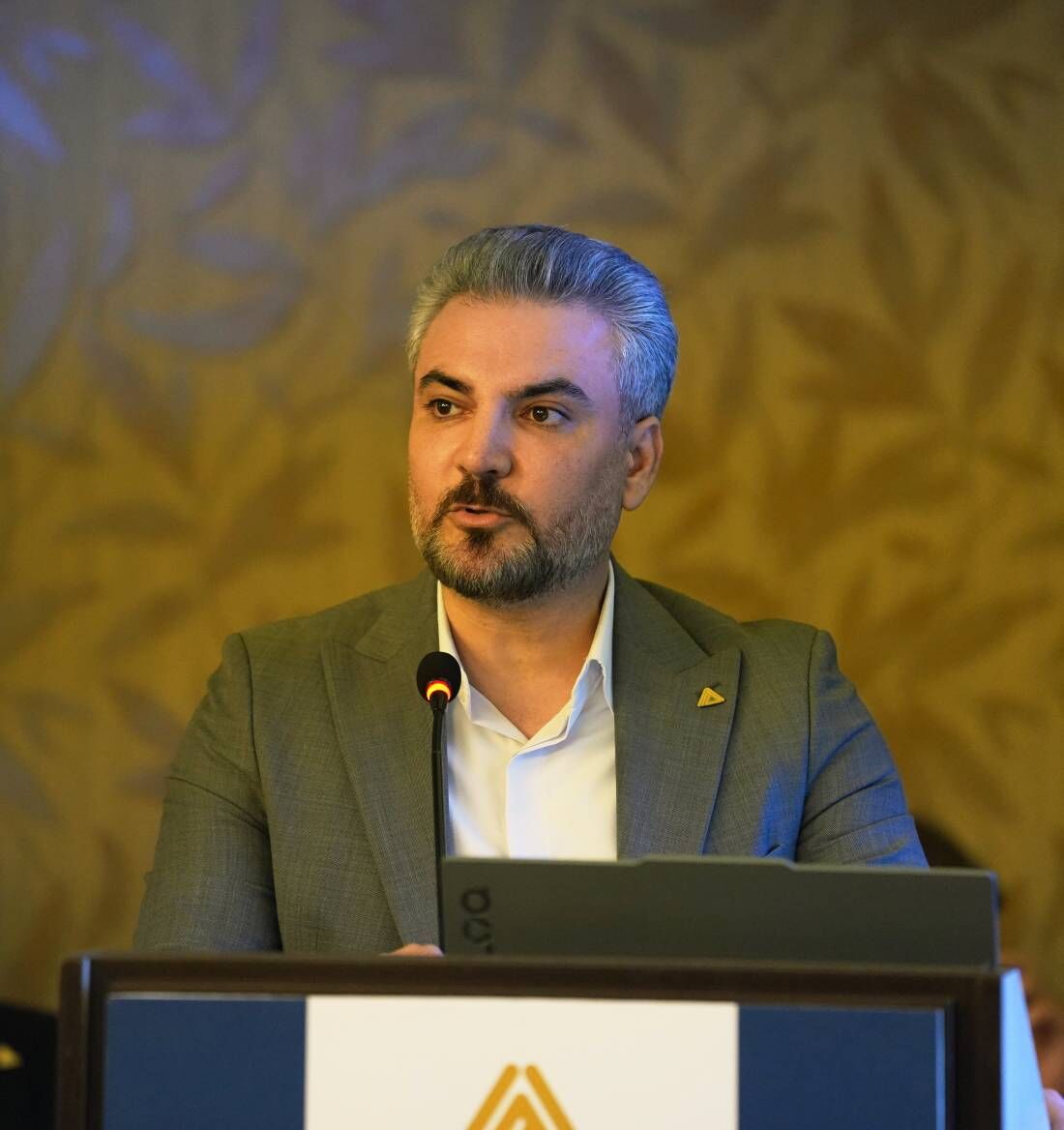 رونمایی از سامانههای نوین خدمات بانکی صندوق کارآفرینی امید