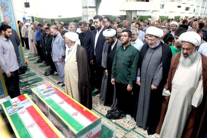 تشییع باشکوه پیکر ۲ شهید هوافضای سپاه در کرمانشاه+عکس