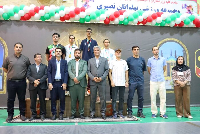 ۲۸۰ دختر و پسر شمشیر باز در شیراز رقابت کردند
