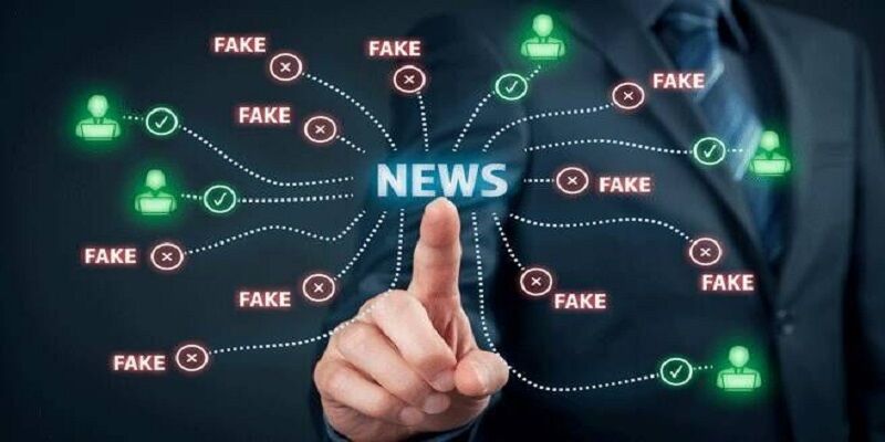 استاد دانشگاه :دشمن با اخبار بی اصل و ساختگی به دنبال از کار انداختن ادراک افکار عمومی است