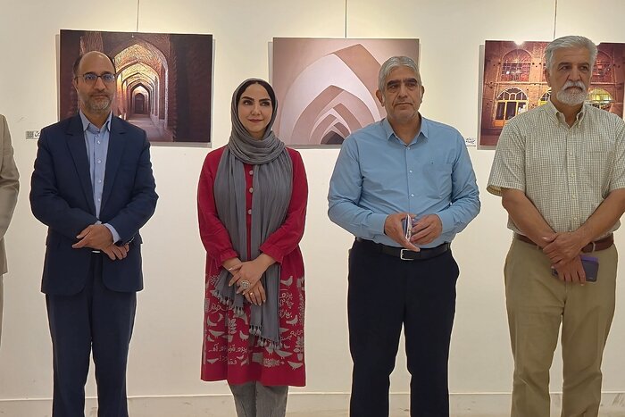 نمایشگاه عکس «سرچشمه زندگی» در بیرجند برپا شد