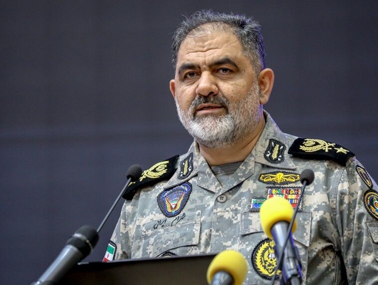 فرمانده نیروی دریایی: توانایی زمینگیر کردن دشمن در هر نقطه را داریم