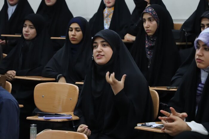 فرماندار کرمانشاه: عبور از پیچ‌های سخت با انسجام و خویشتنداری ممکن است