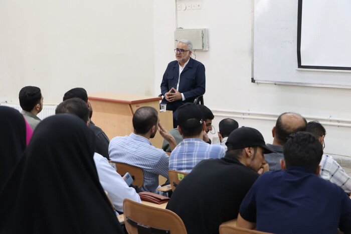 فرماندار کرمانشاه: عبور از پیچهای سخت با انسجام و خویشتنداری ممکن است