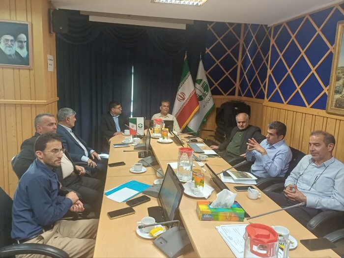گرهگشایی از طرحهای مهم چهارمحال و بختیاری؛ رایزنی استاندار در تهران