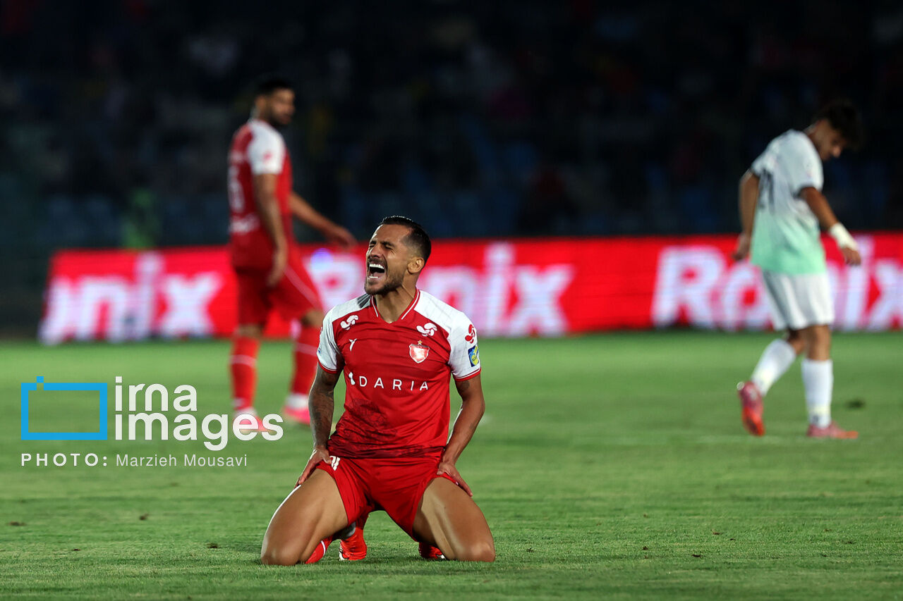 جناح چپ پرسپولیس بیمه شد؛ «تیک» تارتار مقابل نام تیکدری