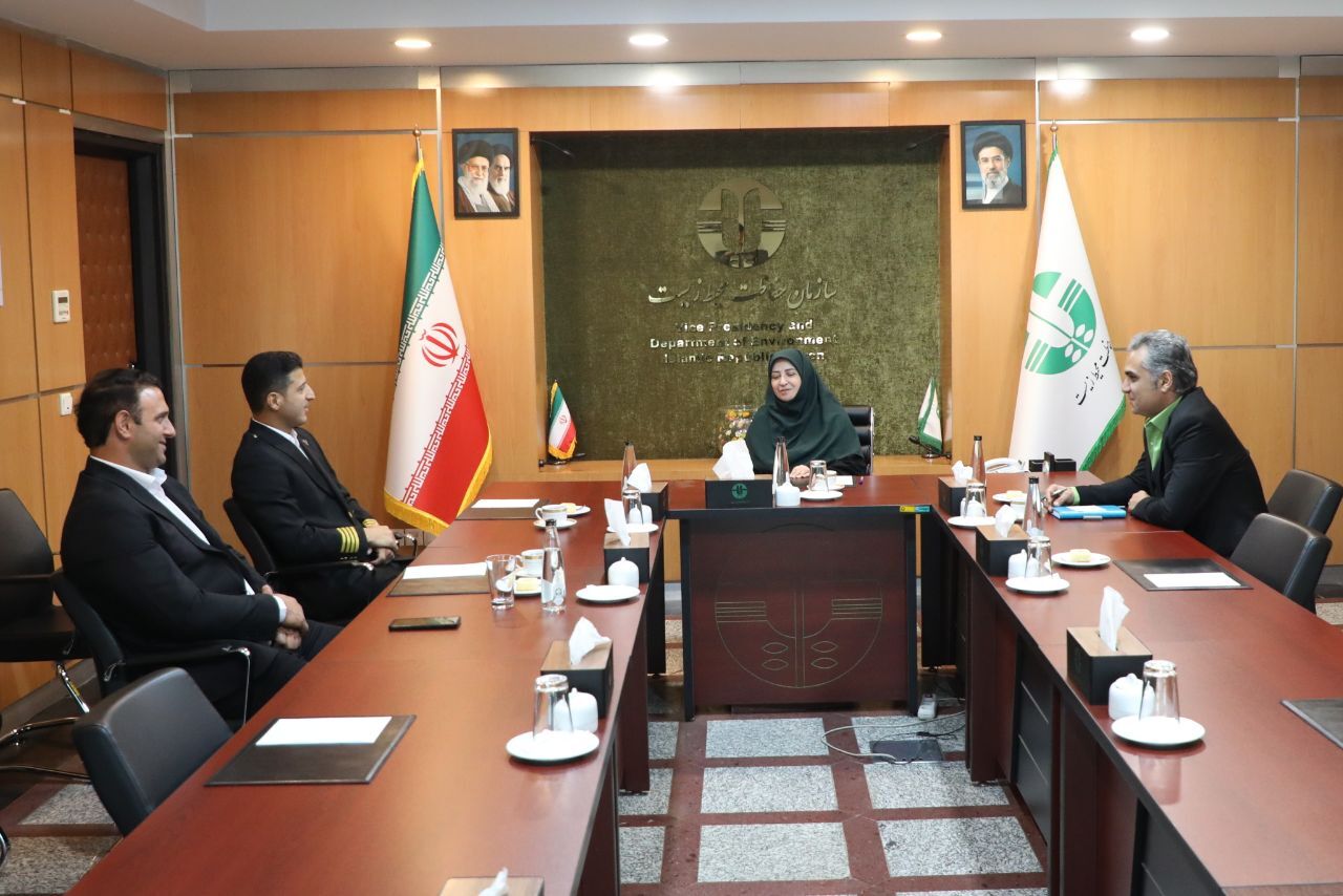قدررانی رئیس سازمان حفاظت محیط زیست از دو لوکوموتیوران مازندرانی برای نجات جان پلنگ ایرانی