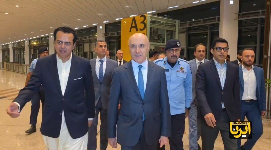 وزیر کشور لبنان به پاکستان سفر کرد