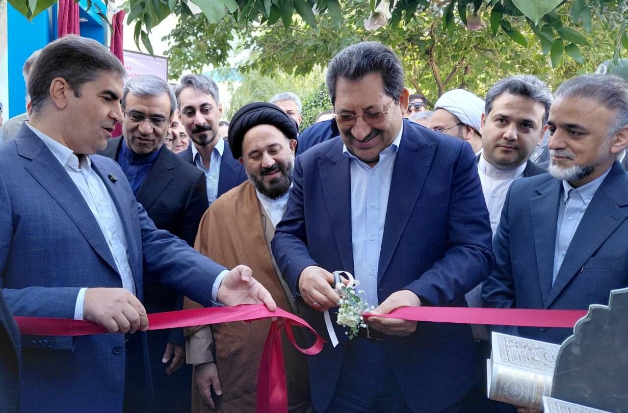 طرح توسعه داروسازی فریمان با حضور وزیر صمت بهره برداری شد